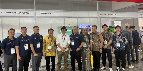 IPAMP Director Yan Sibarang Tandiele Visits ASRII Booth at Manufacturing Indonesia 2024: A Boost for Technological Collaboration