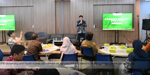 IPB University Partners with South Korea to Develop Solar Energy Solutions Integrating Agriculture and Electric Vehicles