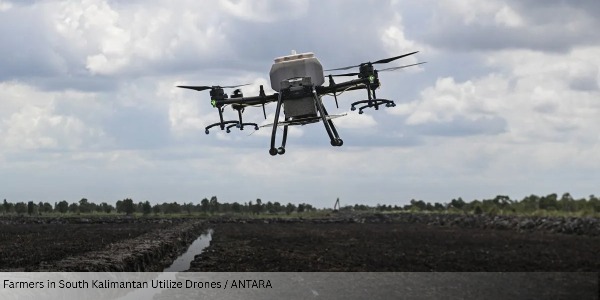 Farmers in South Kalimantan Utilize Drones to Accelerate Rice Planting for National Food Self-Sufficiency