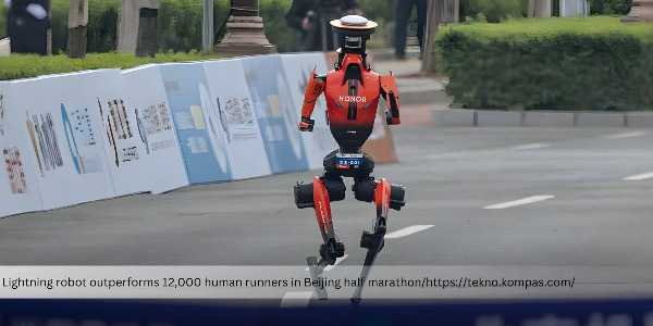 Chinese Robot Outpaces 12,000 Human Runners in a Half Marathon