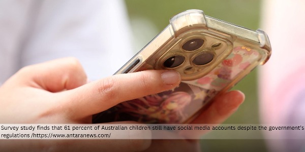 Survey Finds A High Percentage of Australian Children Still Have Access to Social Media 